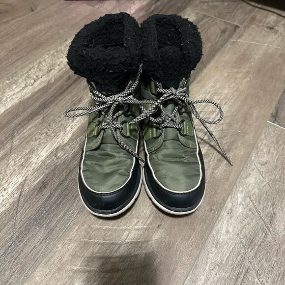 Sorel Explorer Carnival Hiker Boot Olive Green 8 - Picture 4 of 7